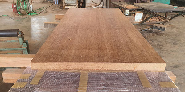 MERBAU Countertop